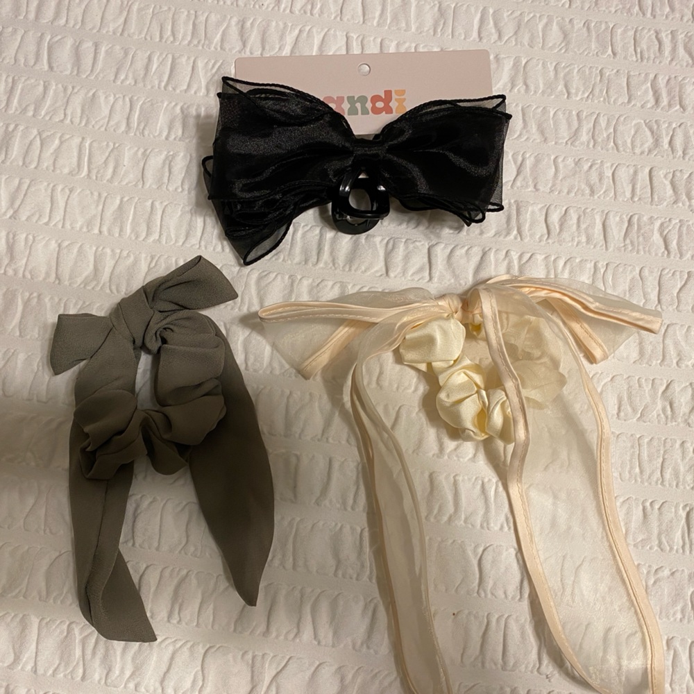 Andi assorted brand new bow scrunchies (2) and clip (1)